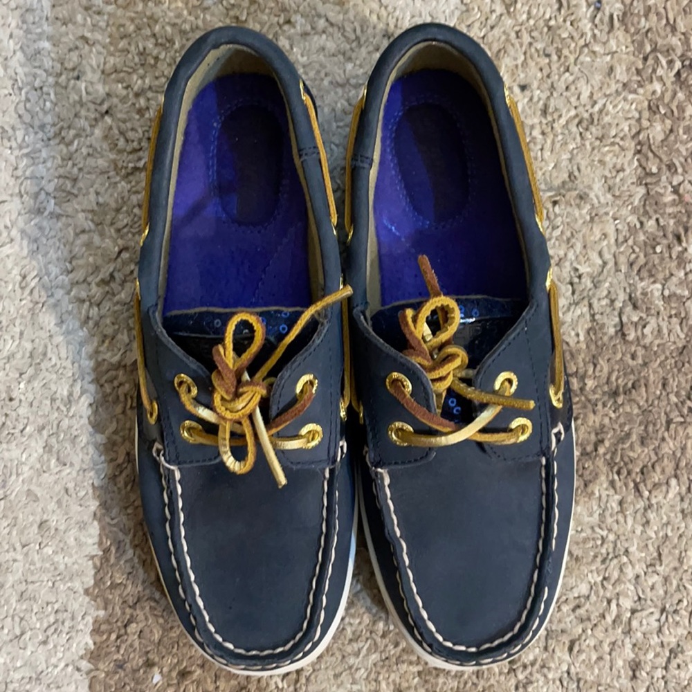 NAVY BLUE SEQUIN SPERRY (6M) A1